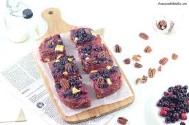Brownie Sans Sucre Betterave Fruits Rouges Et Chocolat Blanc Chocolat Blanc Gateaux Et Desserts Chocolat