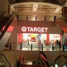 Is there a starbucks in the atlantic terminal? Target Fort Greene 139 Flatbush Ave