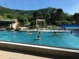 Die hauptbestandteile des thermalwassers sind vor allem calcium und magnesium. Les Bains Thermaux En Allemagne