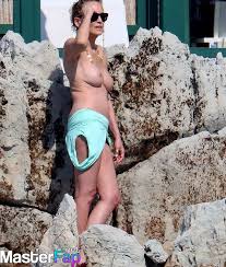 Sharon Stone Nude OnlyFans Leak Picture h9hDTDIeDj | MasterFap.net