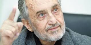Ne neciptir ne fazil, ne kisadir ne de kurek (bkz: T 0dvj 0dwv Jm
