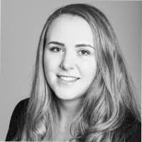 Alexandra Riemer's Instagram, Twitter & Facebook