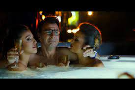 Patrick, content de sa nouvelle liberté, compte bien en profiter. Film Divorce Club 2019 Movies Ch Kino Filme Dvd In Der Schweiz