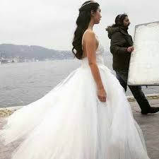 توبا بيوكستون بطلة العشق الأسود بفستان الزفاف بنات حوا Wedding Dresses Dresses Fashion