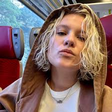 Blondie era ⛓️‍💥🔓