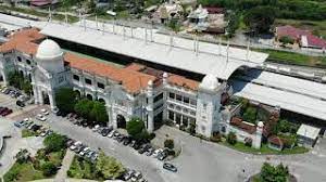 You can take a bus from ipoh bus station to reach the temple. Ipoh Railway Station Youtube