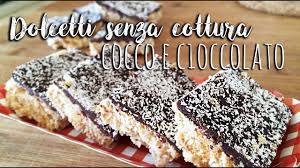 Non vi sembrerà, ma questa torta cremosa nonostante il cioccolato e il latte condensato e oggi su dulcisss in forno ci sono le girelle al cocco e cioccolato, senza cottura, ovviamente ! Dolcetti Al Cocco E Cioccolato Fondente Senza Cottura Ricetta Facile Youtube