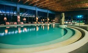 Resort cu piscină la munte. Weekend 4 2 3n Md Piscine Spa 02 01 24 12 2021