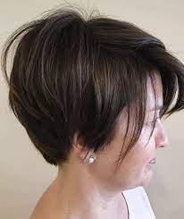 Short Hairstyles For Women Over 40 Many Women In Their 40s Opt For Short Haircuts On A Hunch Short Hair Styles Hair Styles For Women Over 50 Womens Hairstyles