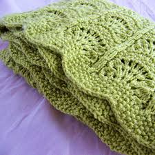 Our buyers select unique and exquisite styles from luxury sportswear collections and designer brands, such as robert graham, tommy bahama, bugatchi, 34 heritage, true grit and faherty. Ravelry Ballyeamon Pattern By Luise O Neill