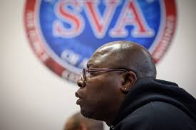 Julius Cook offers business advice to young entrepreneurs