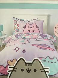 Pin By Moonlightuni11 On Pusheen Cat Bedroom Quilt Bedding Bed