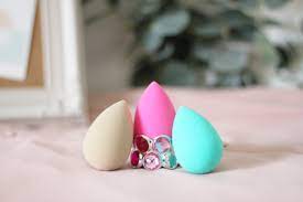 Les Differents Formats De Beauty Blender Et Leurs Utilisations