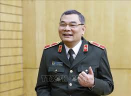 Ông hiện đang giữ chức vụ chánh văn phòng kiêm người phát ngôn của bộ công an việt nam. Thiáº¿u TÆ°á»›ng To An Xo Tráº£ Lá»i Phá»ng Váº¥n Thong Táº¥n Xa Viá»‡t Nam Vá» Cong Tac Báº£o Vá»‡ Ä'áº¡i Há»™i Xiii Cá»§a Ä'áº£ng áº£nh Thá»i Sá»± Trong NÆ°á»›c Ná»™i