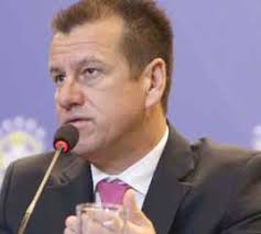 Câncer mata uma mulher a cada três dias na região