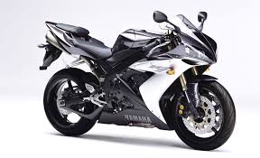 We use functional cookies to allow our website to function properly and. Yamaha Yzf R1 Specs 2003 2004 Autoevolution