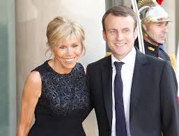 3,597,808 likes · 101,957 talking about this. Profesoara DevenitÄƒ SoÈ›ia Elevului Viitoarea PrimÄƒ DoamnÄƒ A FranÈ›ei Galerie Foto Exquis