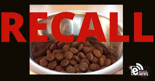 Recalled all pet food products containing corn that were made in the firm's oklahoma plant and that expire on or before july 9, 2022. Recall Pet Food Recalled After At Least 28 Dogs Have Died
