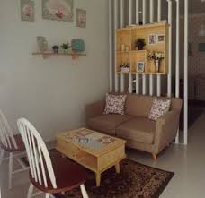 Model desain ruang tamu vintage. Ruang Tamu Kecil Bergaya Klasik Vintage Desain Interior Ruang Tamu Rumah Ide Ruang Keluarga