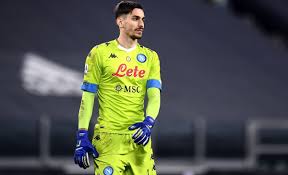 2 3 oppenheim had two siblings, a sister kristin (born 1915), and a brother burkhard (born 1919). Napoli Meret Osimhen Ci Ha Messo In Difficolta Insigne E Il Riferimento