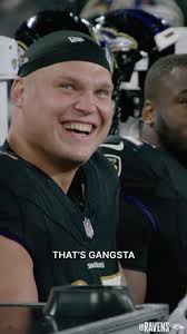 “That’s gangsta” 😂🔥 even NFL players are impressed