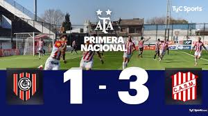 También se les secuestró elementos punzantes, teléfonos celulares e indumentaria deportiva del club chacarita. 2fq4o Slqf Yjm