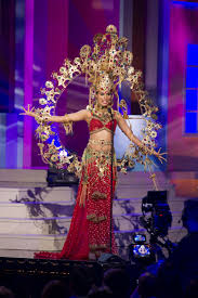 Miss universe 2011 contestants show off their national costume outfits ahead of the pageant, which will be miss indonesia from 2014 miss universe national costume show. Miss Universe 2014 Top 5 National Costume Contestants Revealed How To Vote For Your Favourite Beauty Queen