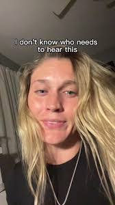 Bethany Cole's Instagram, Twitter & Facebook