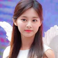 Her group was included in forbes korea's top 40 most powerful celebrities in the country in Chou Tzuyu Twice The Personality Database Pdb K Pop