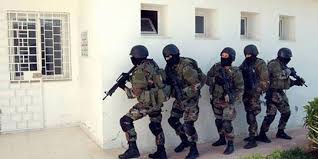 ويواجه الزمالك طلائع الجيش في مباراة اليوم بتشكيل مكون من حراسة المرمى محمد عواد. Ø§ÙŠÙ‚Ø§Ù Ø´Ø®ØµÙŠÙ† Ø§Ø³ØªÙØ²Ø§ 3 Ø£Ø¹ÙˆØ§Ù† Ù…Ù† Ø·Ù„Ø§Ø¦Ø¹ Ø§Ù„Ø­Ø±Ø³ Ø§Ù„ÙˆØ·Ù†ÙŠ ÙÙŠ Ø¥Ø­Ø¯Ù‰ Ù…Ù‚Ø§Ù‡ÙŠ Ù…Ø¹ØªÙ…Ø¯ÙŠØ© Ù‚Ø¨Ù„Ø§Ø· Ø§Ù„ØµÙØ­Ø© 105008 ØªÙˆÙ†Ø³ Ø£Ø®Ø¨Ø§Ø± ØªÙˆÙ†Ø³