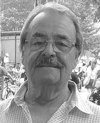 Eileen Borges's Instagram, Twitter & Facebook