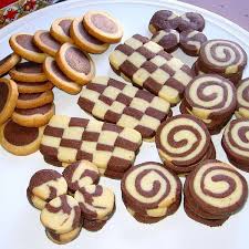 Remove round cutter, and place red hot candy. 22 Classic European Cookies