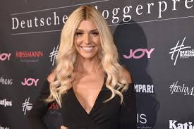 Dieser pinnwand folgen 498 nutzer auf pinterest. Ex Bachelorette Gerda Lewis Das Hat Ihr Neuer Mit Keno Rust Gemeinsam Gala De