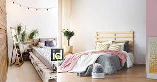 Dalla proposta di una testiera letto fai da te realizzata con pannello di legno potete semplicemente fare un disegno o dipingere completamente. Un Testata Letto Con Pallet 11 Idee Belle Ed Economiche Per Ispirarsi