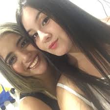 LaurAnaya Admirador (@lauranayafan)