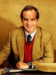 Alberto espina, ministro de defensa, firmó el decreto que determina la baja del capitán rafael mientras, continúan las manifestaciones a diario en todo el país. Andres Allamand Wikipedia La Enciclopedia Libre