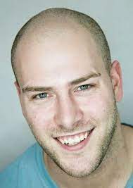 This Number One Buzzcut Is A Great Option For Men Who Are Balding On Haircuts For Men Pictures Of Mens Haircuts And Mens Hair Care Shavin Rapados Rapiditas