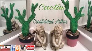 Casi el 100% de los expertos tejedores consideran este arte como una terapia, una actividad de extrema relajación, con un resultado hermoso, como pueden ser estos cactus, ideales para decorar interiores. Cactus Realizado En Carton Youtube