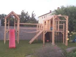 Design And Build A Backyard Playground For Your Little Princess Http Www 1 2 Do Com De Projekt Klet Spielturm Selber Bauen Kletterturm Hinterhof Spielplatz
