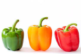 difference between red yellow green bell peppers