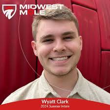 Brandon Derry's Instagram, Twitter & Facebook