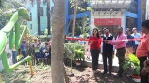 Children in Nehru Science Park at Mumbai
