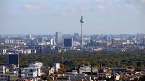 File Berlin Skyline Fernsehturm 02 Jpg Wikimedia Commons
