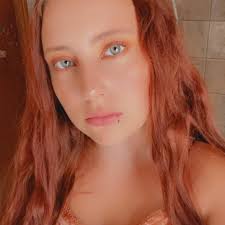 How to reduce background noise pickup in gaming headsets?