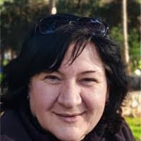 Tanya Sage's Instagram, Twitter & Facebook