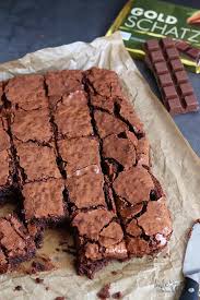 The Best Fudgy Brownies Bake To The Roots Rezept Brownies Ohne Backen Kuchen Und Torten Rezepte Kochen Und Backen Rezepte