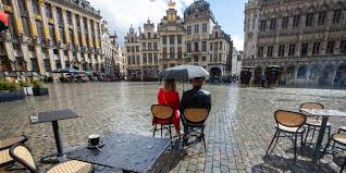 A 39 semaines, junior s'apprête à montrer le bout de son nez. La Belgique Sous Eau Encore Un Peu De Patience Le Soleil Va Bientot Pointer Le Bout De Son Nez Dh Les Sports