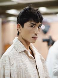 nalimo_____ @casadecriadores @ccspoficial Direção criativa: Day Molina  @molina.ela Assistente Direção Criativa: Limbert Mamani @limbert.andino  Assistentes Atelier: Tainá Aparecida e Maria Celeste Costureira: Sonia  @cholitasempreendedoras Produção ...