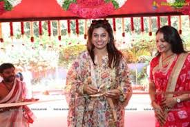 Ms pinky reddy, promoter / director, gvk industries ltd and mr g v sanjay reddy pinky reddy, immediate past president, ficci flo and our esteemed jury member for the #timessheunltd. Pinky Reddy Inaugurates Nivrons Designer Homes