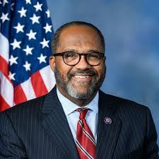 Dennis Giannotti's Instagram, Twitter & Facebook